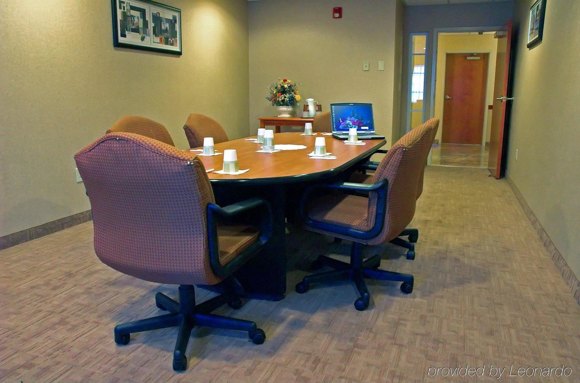 Hudson Holiday Inn Express Hotel & Suites Boston - Marlboro By Ihg מתקנים תמונה