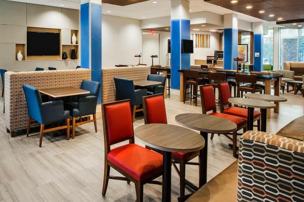 Hudson Holiday Inn Express Hotel & Suites Boston - Marlboro By Ihg מראה חיצוני תמונה